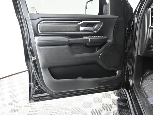 Used 2020 RAM 1500 Big Horn AWD/4WD image 18