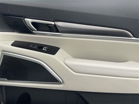 New 2025 Kia Telluride S image 18