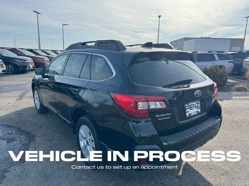 Used 2018 Subaru Outback 2.5i Premium image 5