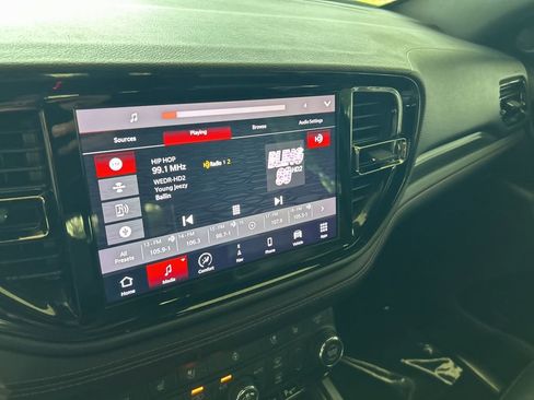 Certified 2022 Dodge Durango R/T image 6