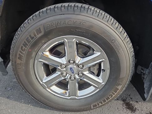 Used 2022 Ford F150 XLT w/ Equipment Group 301A Mid AWD/4WD image 19