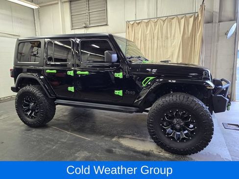 Used 2019 Jeep Wrangler Unlimited Sahara w/ Uconnect 4C Nav & Sound Group AWD/4WD image 6