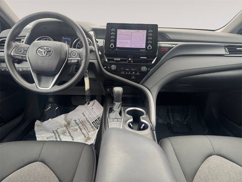 Used 2023 Toyota Camry LE image 10