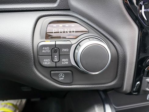 New 2026 RAM 1500 Big Horn AWD/4WD image 23