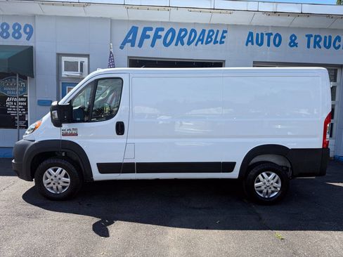 Used 2022 RAM ProMaster 1500 w/ Driver Convenience Group FWD image 6