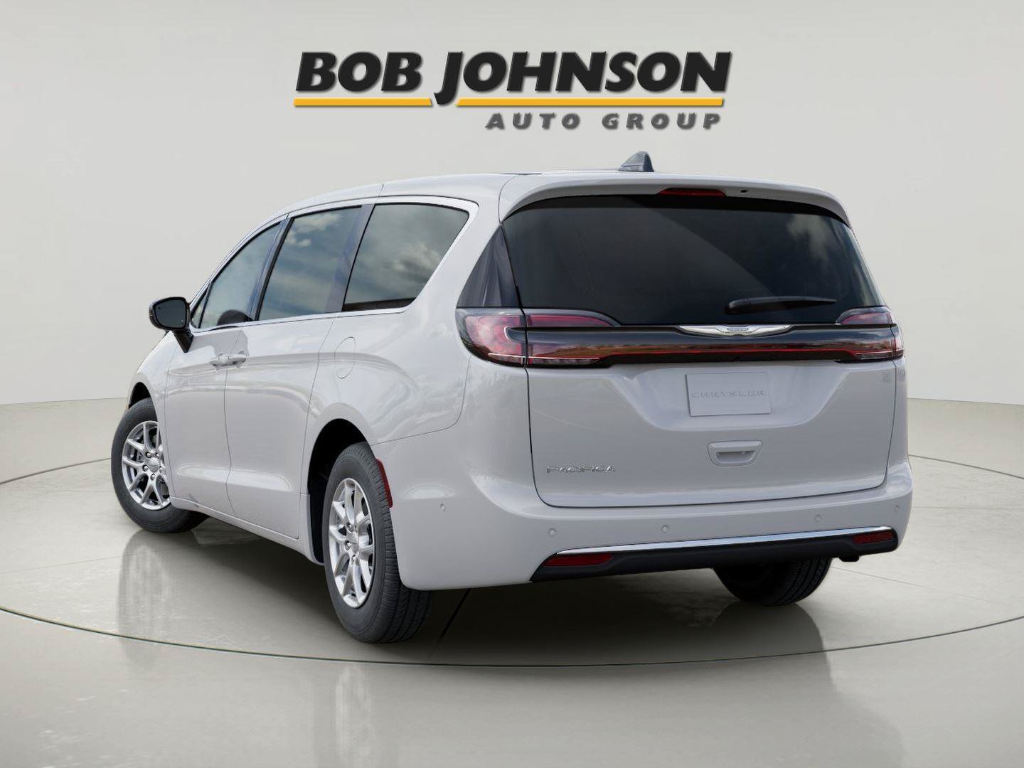 New 2025 Chrysler Pacifica Select FWD image 5