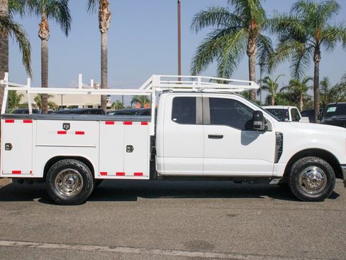 Used 2023 Ford F350 XL w/ XL Chrome Package image 10
