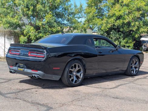 Used 2016 Dodge Challenger SXT Plus image 3