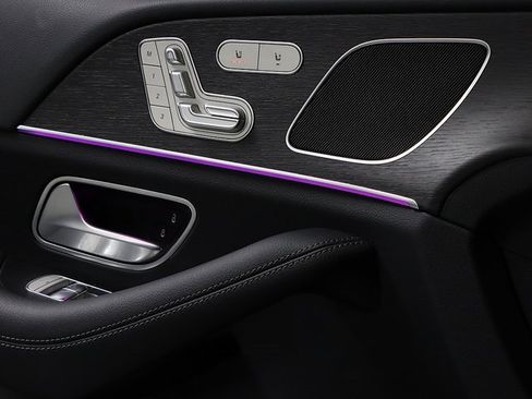 Certified 2025 Mercedes-Benz GLE 350 4MATIC image 27