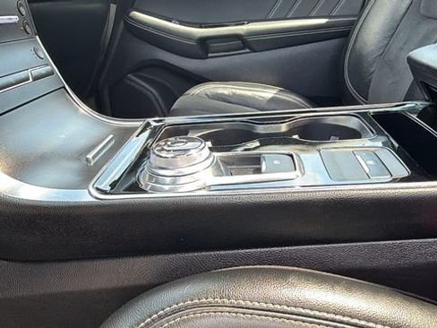Used 2019 Ford Edge ST w/ Convenience Package AWD/4WD image 28