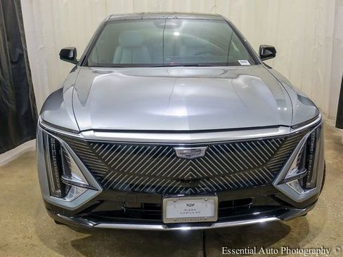 New 2025 Cadillac Lyriq Luxury w/ LPO, Floor Liner Package AWD/4WD image 4