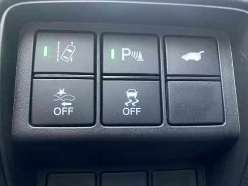 Used 2022 Honda CR-V Touring image 12