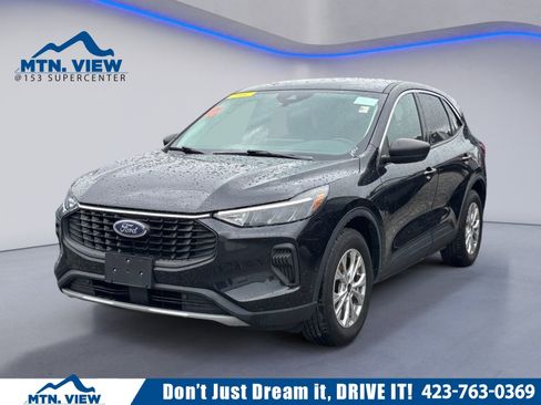 Used 2023 Ford Escape Active w/ Tech Pack #1 AWD/4WD image 1