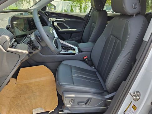 New 2025 Audi Q5 Premium Plus image 8