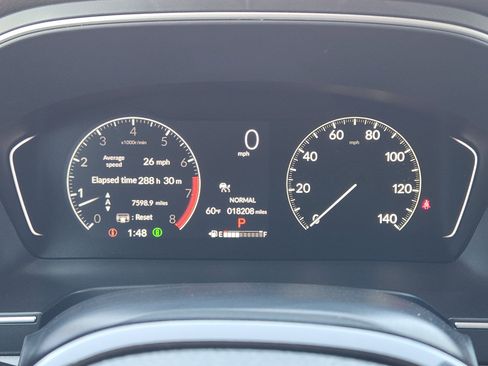 Used 2024 Honda Pilot Touring image 16