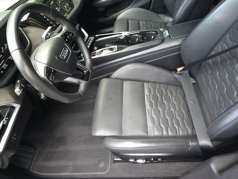 Used 2022 Audi e-tron GT Prestige w/ Prestige Package AWD/4WD image 12