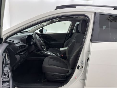 Used 2025 Subaru Crosstrek 2.5i Premium AWD/4WD image 5