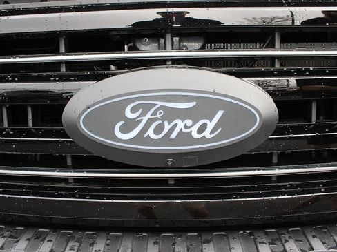 Used 2026 Ford F250 Platinum w/ FX4 Off-Road Package AWD/4WD image 38