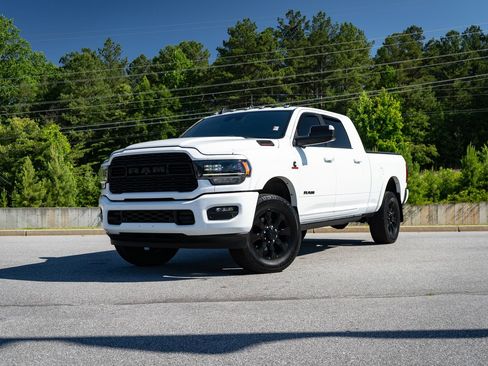 Used 2022 RAM 2500 Limited w/ Safety Group AWD/4WD image 1