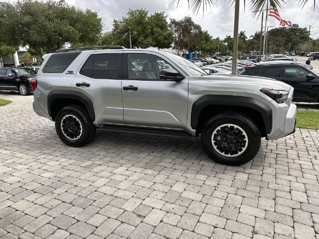 Used 2025 Toyota 4Runner TRD Off-Road Premium AWD/4WD image 15