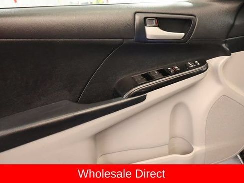 Used 2012 Toyota Camry LE FWD image 9