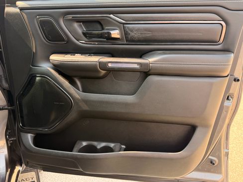 Used 2022 RAM 1500 Limited AWD/4WD image 22