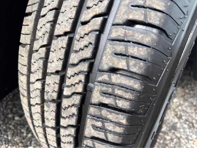 Used 2018 Chrysler Pacifica Touring-L FWD image 28