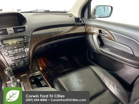Used 2011 Acura MDX w/ Technology & Entertainment AWD/4WD image 25