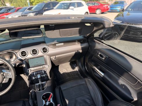 Used 2018 Ford Mustang Premium w/ Equipment Group 201A RWD image 30