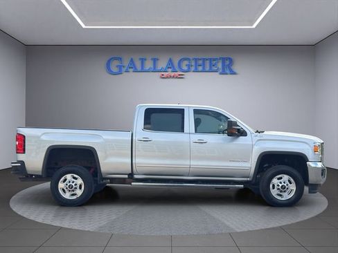 Used 2017 GMC Sierra 2500 SLE w/ HD SLE Preferred Plus Package image 3