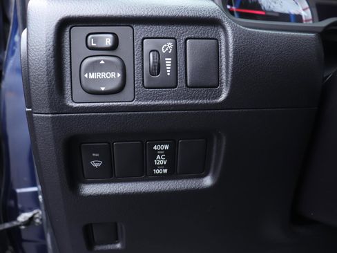 Used 2015 Toyota 4Runner SR5 Premium image 23