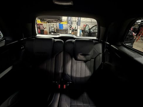 Used 2019 Mercedes-Benz GLS 450 4MATIC image 28