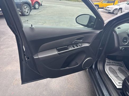 Used 2013 Chevrolet Cruze LTZ w/ Enhanced Safety Package image 17