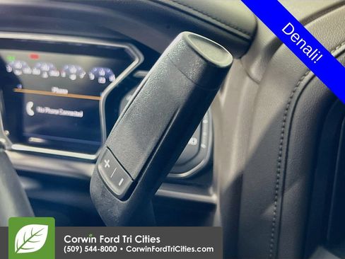 Used 2022 GMC Sierra 1500 Denali w/ Denali Premium Package AWD/4WD image 10