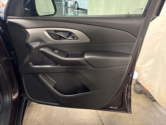 Used 2022 Chevrolet Traverse LT AWD/4WD image 38