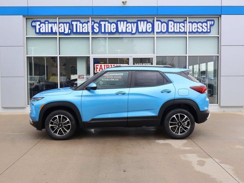 New 2026 Chevrolet TrailBlazer LT w/ Convenience Package AWD/4WD image 7