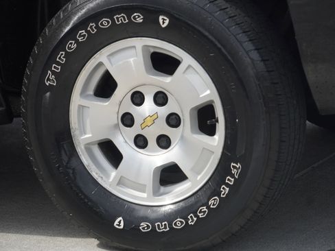 Used 2014 Chevrolet Tahoe LT image 19