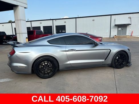 Used 2020 Ford Mustang Shelby GT350 w/ Technology Package RWD image 5