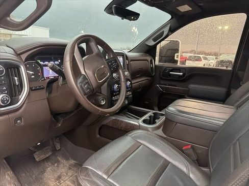 Used 2023 GMC Sierra 3500 Denali w/ Denali Ultimate Package image 6