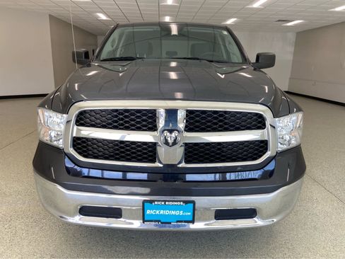 Used 2021 RAM 1500 Classic SLT image 2