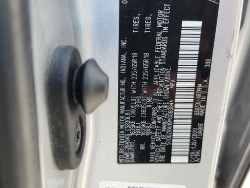 Used 2021 Toyota Highlander XLE FWD image 42