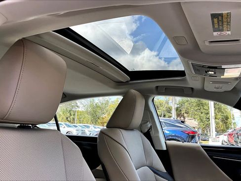 Used 2020 Lexus ES 350 w/ Premium Package image 13