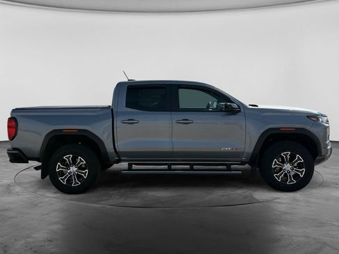 Used 2025 GMC Canyon AT4 AWD/4WD image 11