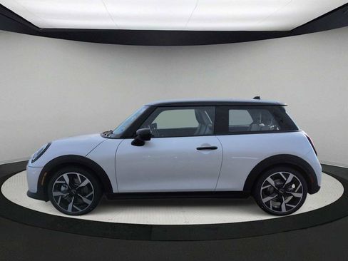 New 2026 MINI Cooper 2-Door Hardtop image 5