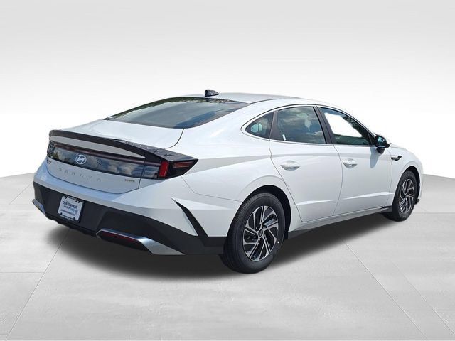 New 2026 Hyundai Sonata Blue FWD image 5