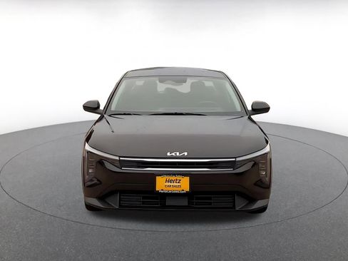 Used 2025 Kia K4 LXS image 4
