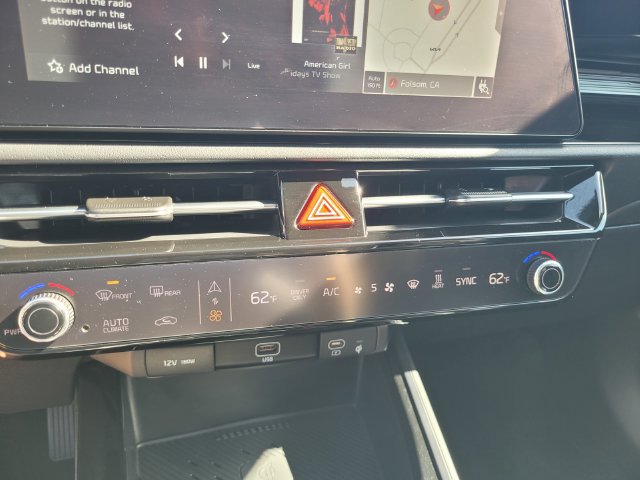 Used 2024 Kia Niro Wind FWD image 23