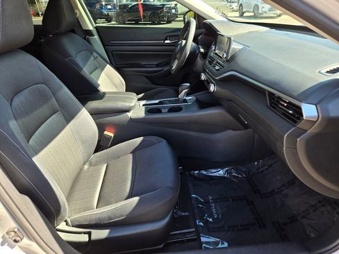 Used 2022 Nissan Altima 2.5 S image 19