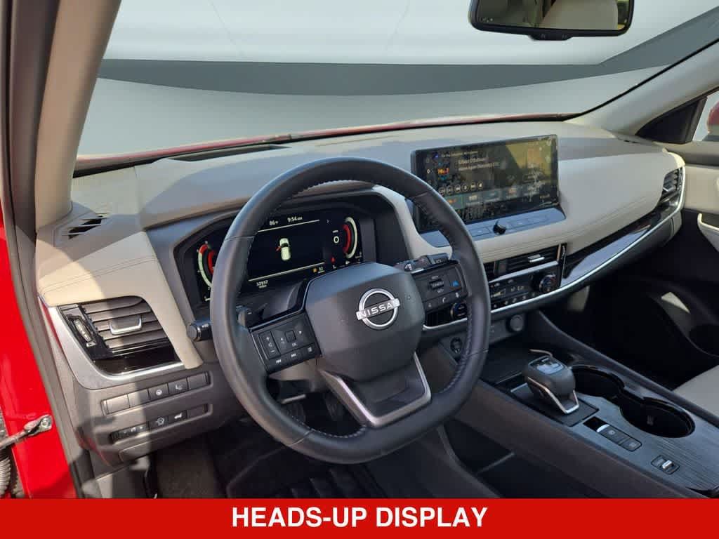 Used 2025 Nissan Rogue SL w/ SL Premium Package FWD image 2