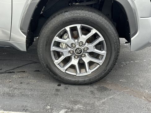 Used 2022 Toyota Tundra 1794 Edition image 13